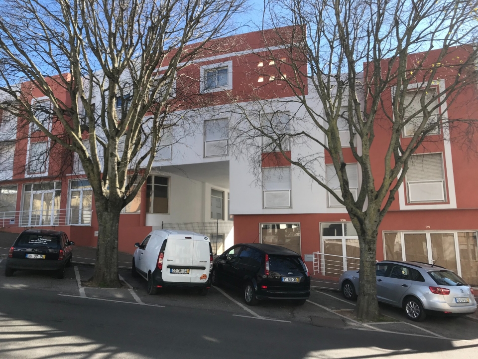 Housing and Commerce Building - Amadora